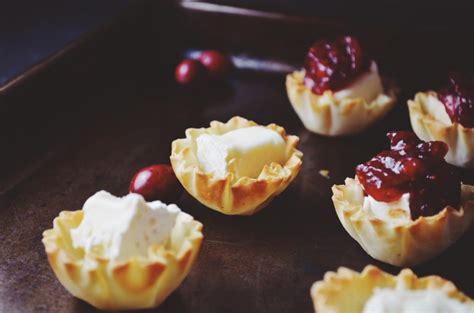 Phyllo Cups with Brie and Jalapeño Cranberry Chutney