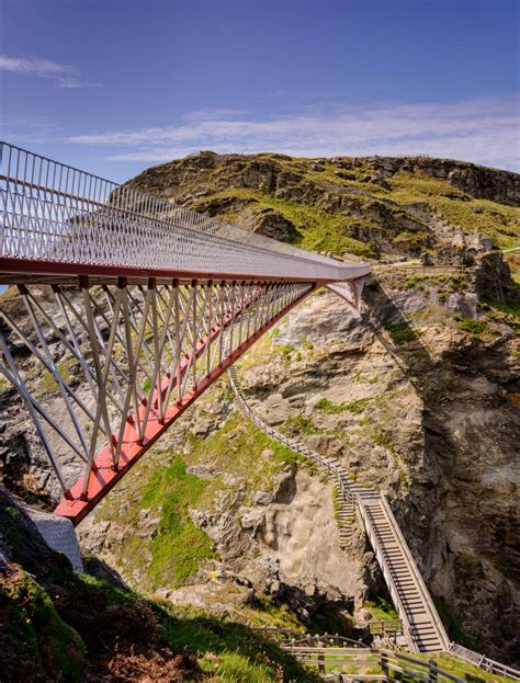 tintagel footbridge reunites historic coastal castle in cornwall