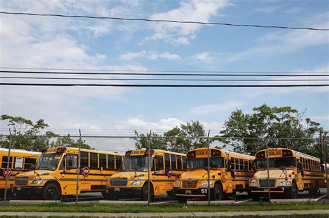 N.J. Teacher's Union Steps In and Delays School Reopening - The New York Times