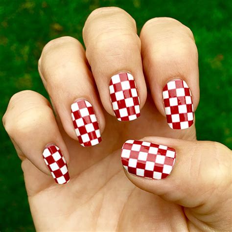 Crimson & White Checkered Nail Wraps