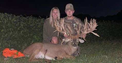 PHOTOS: IS THIS 50-POINT BUCK THE NEW WORLD RECORD WHITETAIL ...