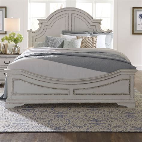 Magnolia Manor King Panel Bed – Bostic Sugg Furniture - Furniture ...