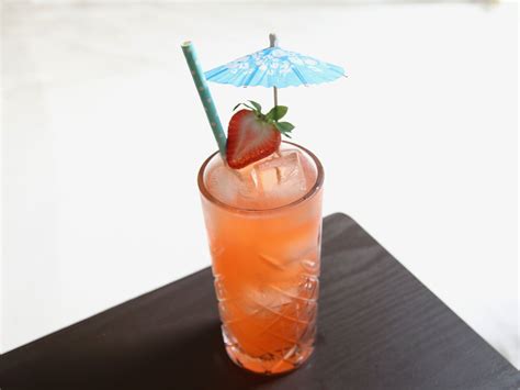 Why Sparkling Rosé Belongs in Your Cocktails | Cocktails, Rose cocktail ...