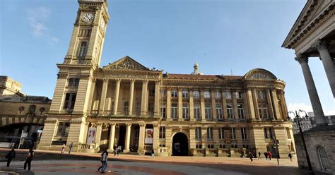 Birmingham Museum and Art Gallery losing more than 13,000 visitors a month - and THIS is why ...