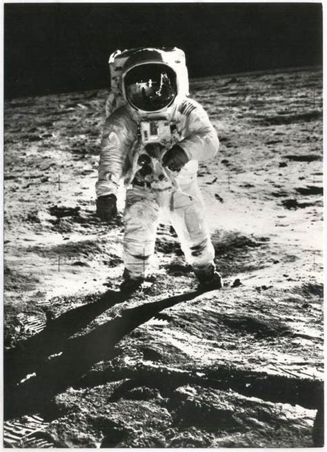 Neil Armstrong, Apollo 11 - Catawiki