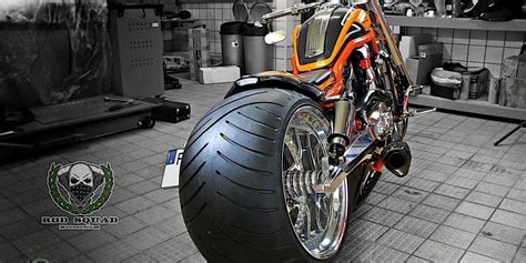 Custom Eye Candy: Harley-Davidson V-Rod Muscle is Clad in Carbon - webBikeWorld