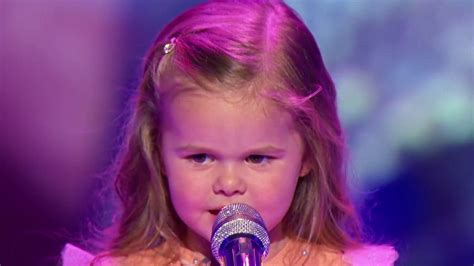 Little Big Shots Adorable 3 yr old Claire sings Little Mermaid | Claire ryann, Disney songs, Singing