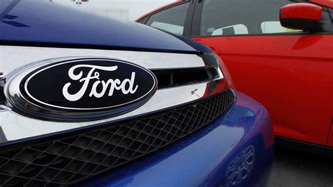 Ford recalls 202K pickups, SUVs after wrecks reported; Check the list ...