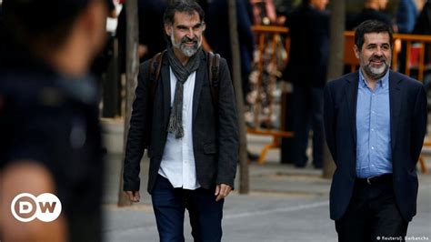 Spain jails two Catalan independence leaders – DW – 10/16/2017