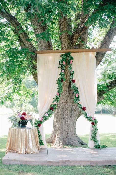 18 Stunning Tree Wedding Backdrop Ideas for Ceremony | WeddingInclude | Wedding Ideas ...