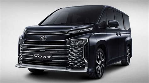 Intip Fitur dan Spesifikasi Toyota Voxy 2022 yang Baru Rilis | Momobil.id