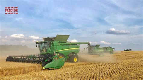 2019 Winter Wheat Harvest with Four John Deere Combines - YouTube