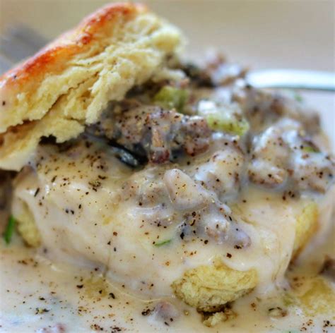 Easy - Flaky Buttermilk Biscuits with Sausage Gravy – The 2 Spoons