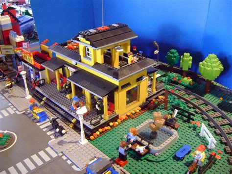 my lego train station 3 - a photo on Flickriver