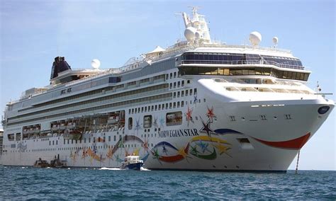 Norwegian Star Itinerary, Current Position, Ship Review | CruiseMapper