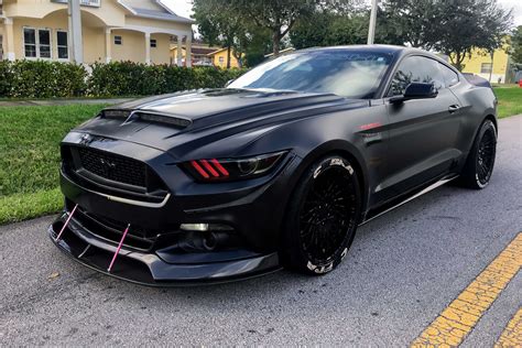 2015 FORD MUSTANG GT CUSTOM FASTBACK - Front 3/4 - 205830