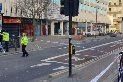 East Croydon incident: Station evacuated after police called to ‘suspicious vehicle’ report ...