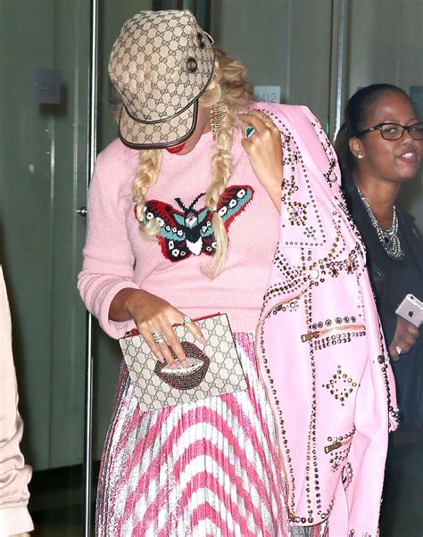 "Beyoncé Shines in Pink Outfit at NYC's - baouytin