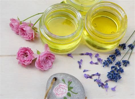 How To Choose The Best Oils for Beauty - Eluxe Magazine