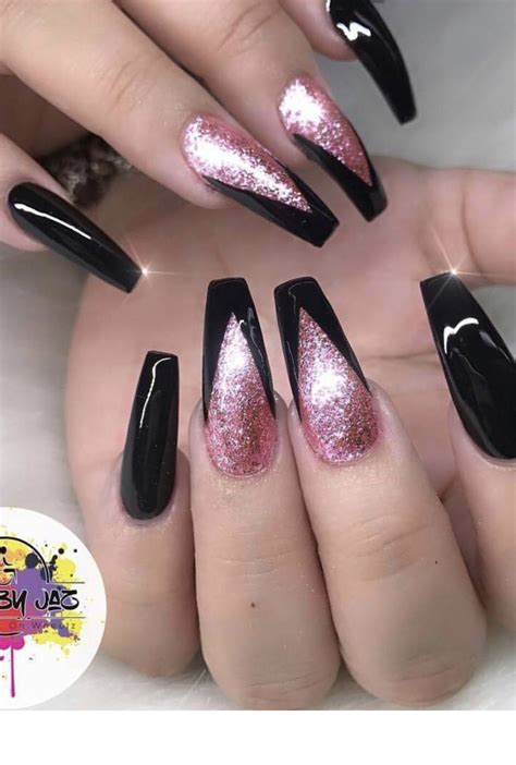 black and pink nails Black Nail Designs, Pretty Nail Designs, Acrylic Nail Designs, Nail Art ...