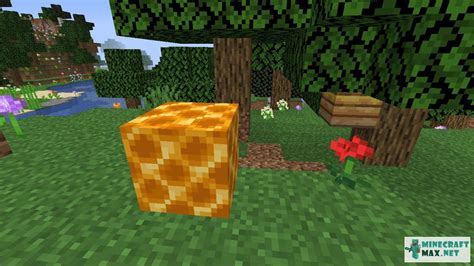 Honeycomb Block | How to craft honeycomb block in Minecraft | Minecraft ...