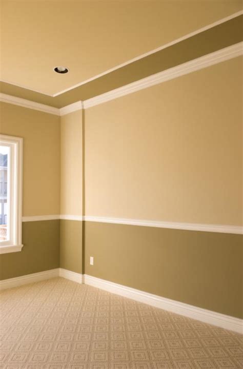 What Color to Paint Wainscoting [Slideshow]