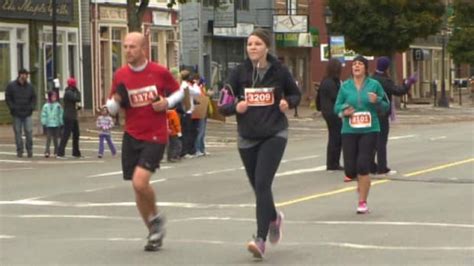 P.E.I. Marathon runners must take new route due to construction | CBC News