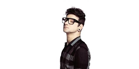 Skrillex's New.....HAIRCUT!? - Daily Beat