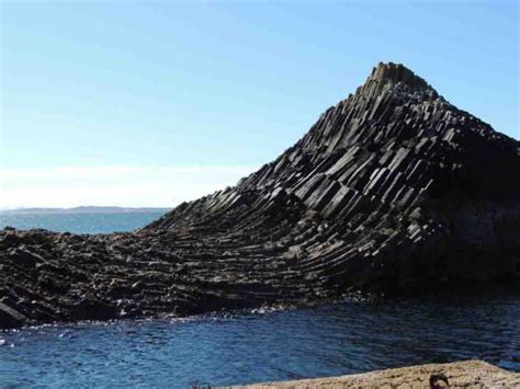 Fingal's Cave | Geology Page