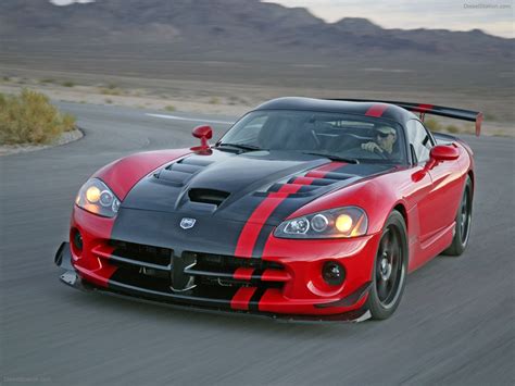 Dodge Viper SRT10 ACR (2008) Exotic Car Wallpaper #21 of 39 : Diesel Station