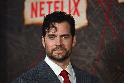 Henry Cavill will be entering the Marvel Cinematic Universe as Captain ...