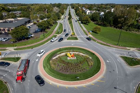 Roundabout Intersection