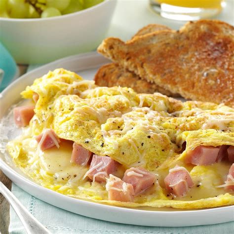 Ham and Swiss Omelet | Recipe | Diner recipes, Omelette recipe easy ...