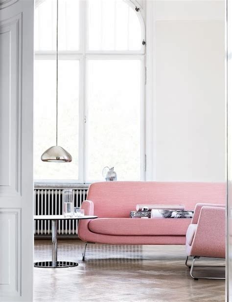 Pink sofa - Daily Dream Decor