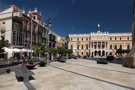 File:Badajoz, Plaza de España 126-3.jpg - Wikimedia Commons