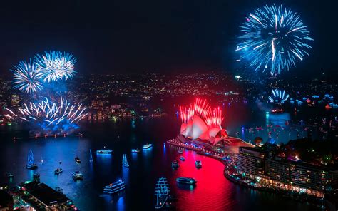 Sydney New Year's Eve Fireworks 2024 | Best Views, Tips & More