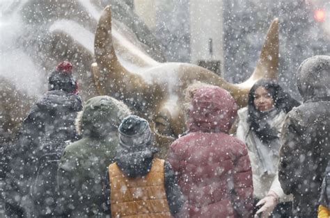 In photos: Winter storm comes to New York City - All Photos - UPI.com