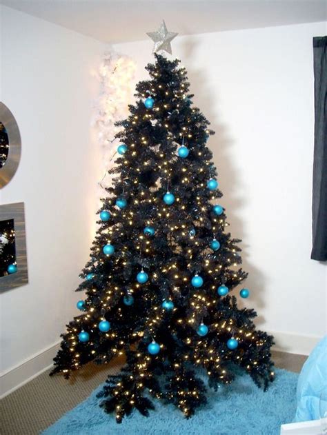 48 Awesome Black Christmas Tree Decor Ideas | Різдво, Квіти