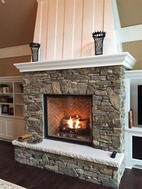 25 Best Ideas About Country Fireplace On Pinterest for Best Cobblestone Fireplace | Country ...