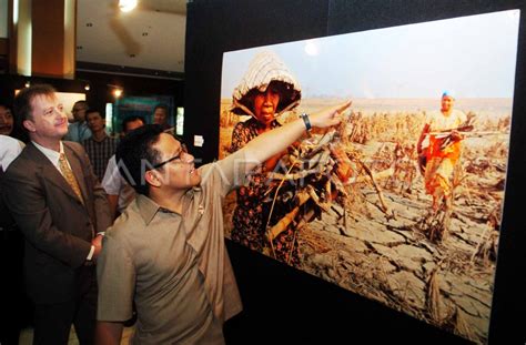 PAMERAN FOTO | ANTARA Foto