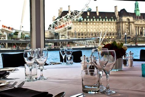 Thames Dinner Cruise in - Restaurants - Menu, Reviews, Telephone Number, Bookings & Opening ...