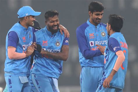 India vs New Zealand 3rd T20 Live Streaming: Where and when to watch? | Zee Business