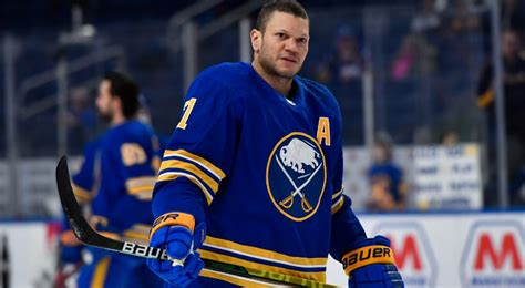 Sabres announce 2022-23 leadership group, name Kyle Okposo as captain