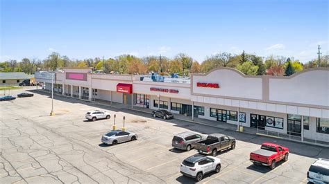 100% Occupied Shopping Center | Multiple National Tenants | Battle ...