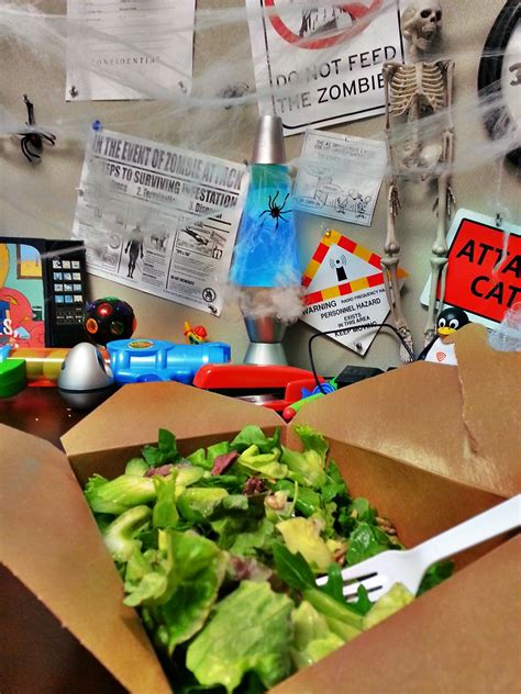 Late lunch. Wot is dis green stuff? #geek #cubicle #office… | Flickr