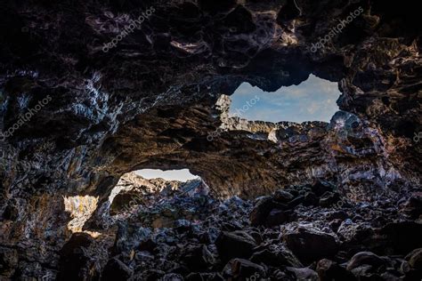 Indian Tunnel Lava Tubes Cave — Stock Photo © kwiktor #130238502