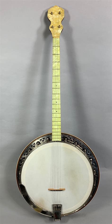 Harmony Tenor Banjo - c.1930 - Spruce Tree Music