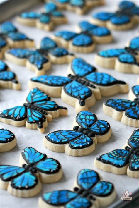 {Video} How to Decorate Butterfly Cookies | Sweetopia