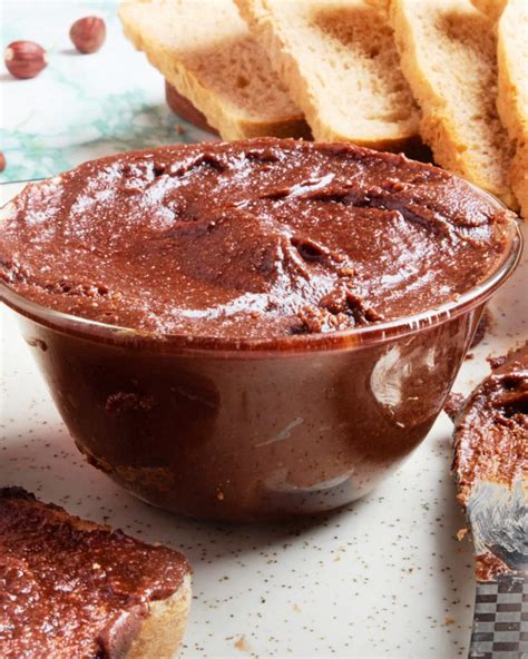 Vegan Nutella | ASTONISHINGLY DELISH 4 Ingredients Nutella