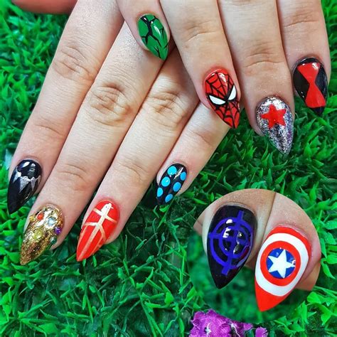 Assemble the Avengers at your fingertips with this nail art! | Avengers nails, Superhero nails ...